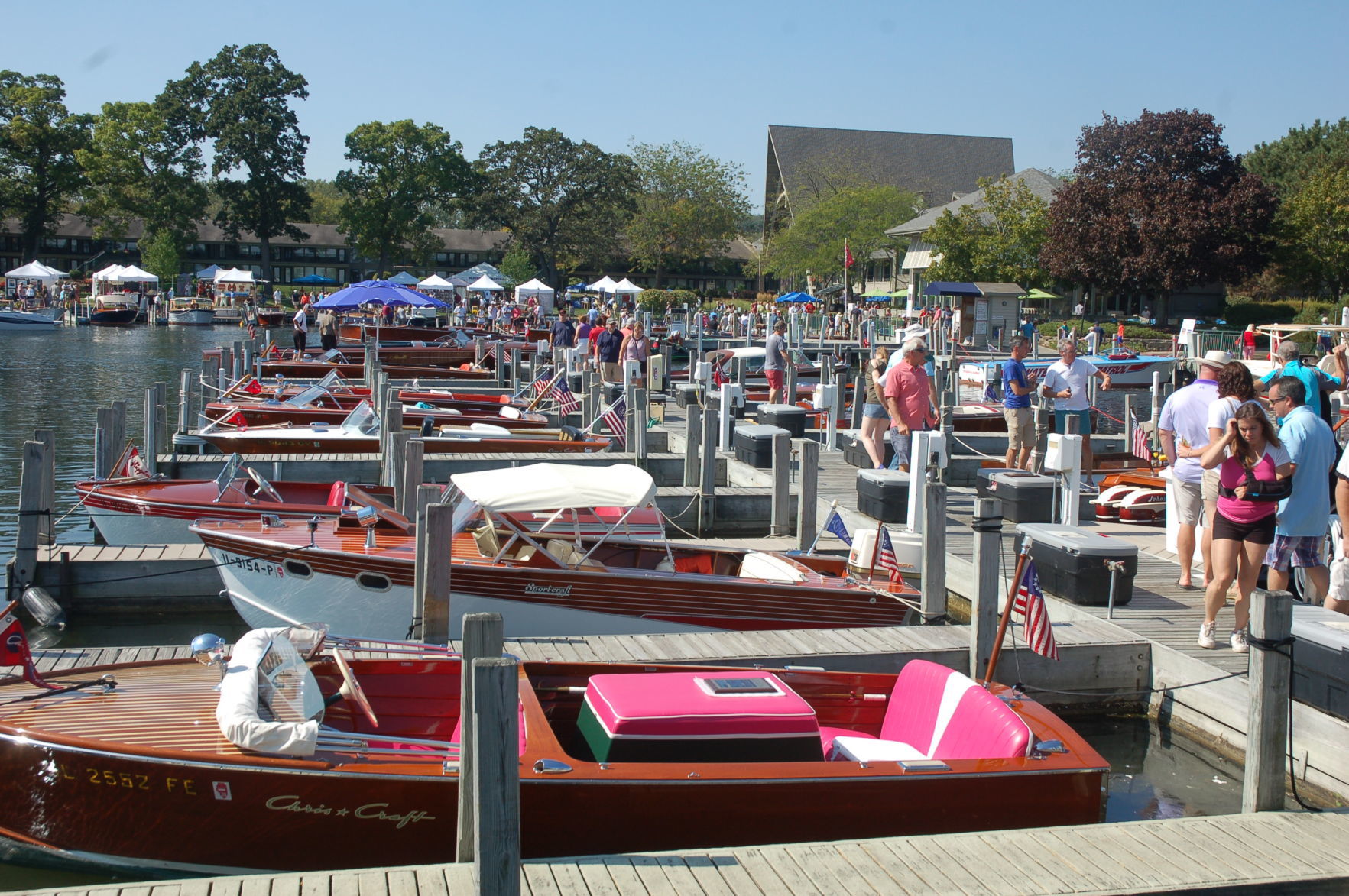 Antique boat show